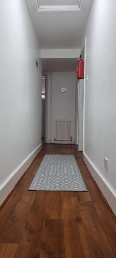 Cricklewood Broadway Guest Home Londra Exterior foto