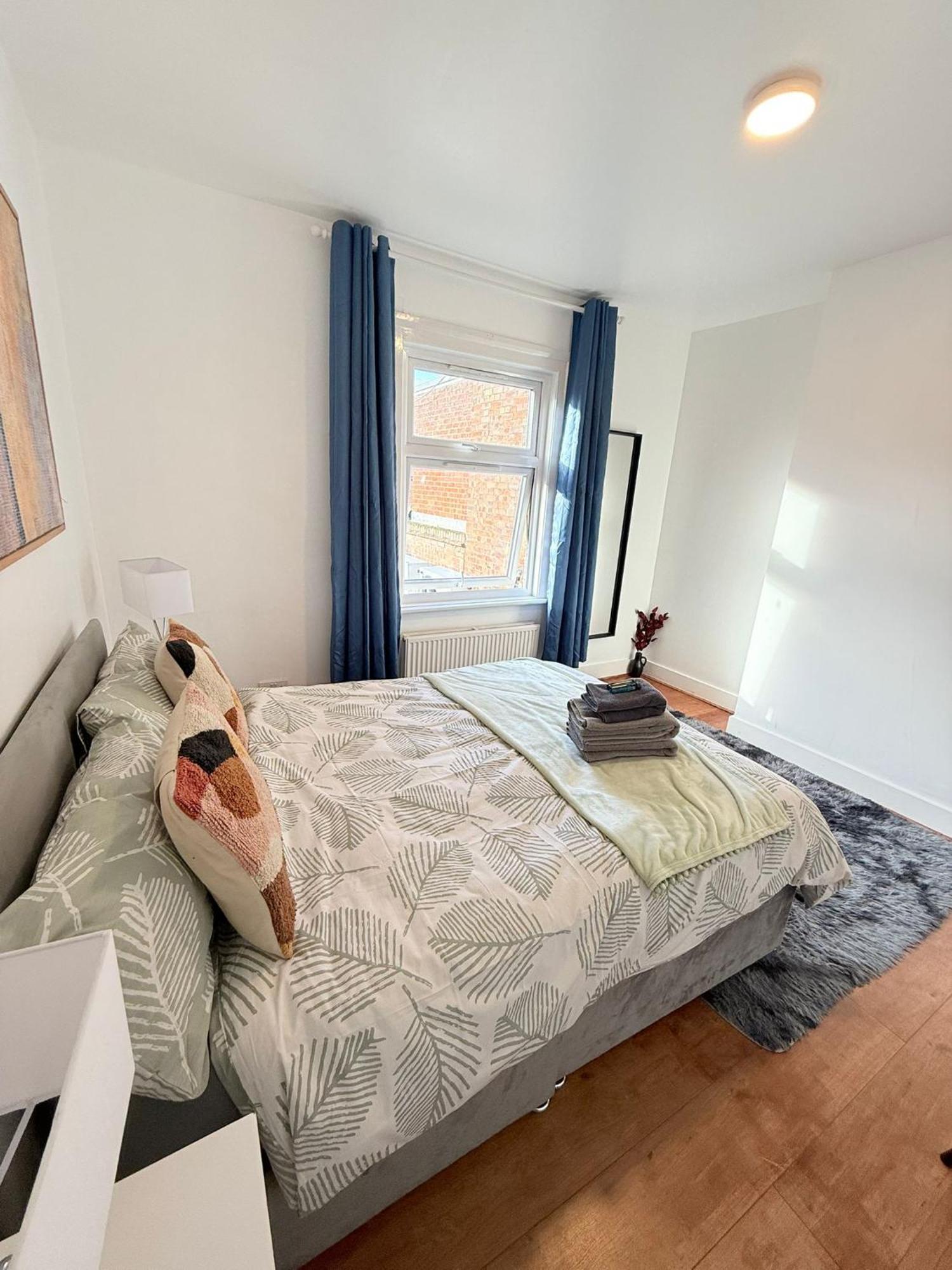 Cricklewood Broadway Guest Home Londra Exterior foto