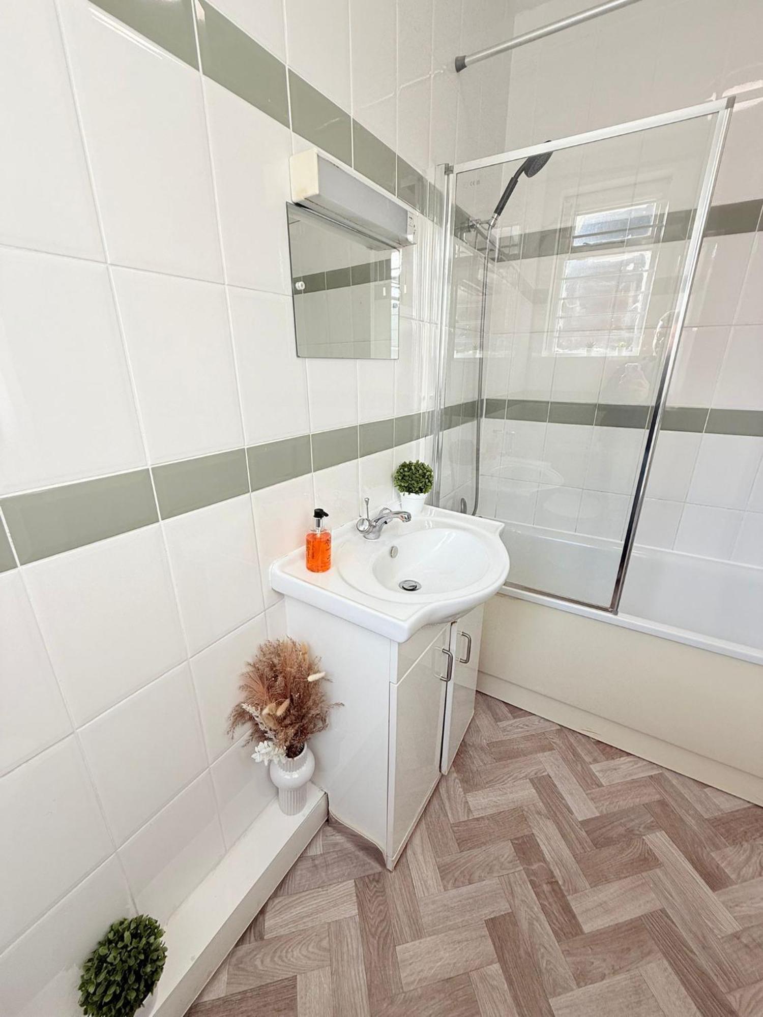 Cricklewood Broadway Guest Home Londra Exterior foto